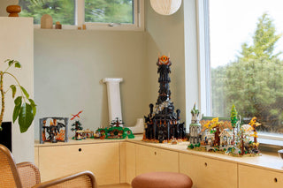 10367 Balrog Book Nook