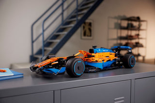 42141 McLaren Formula 1 Race Car
