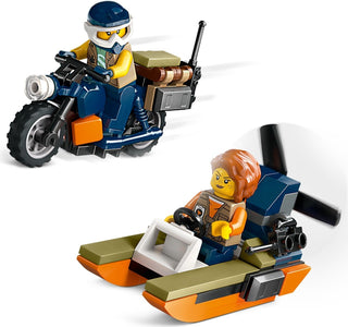 60437 Jungle Explorer Helicopter at Base Camp